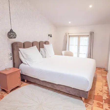 Chateau Du Parc - Gites Climatises & Spas A Pezenas