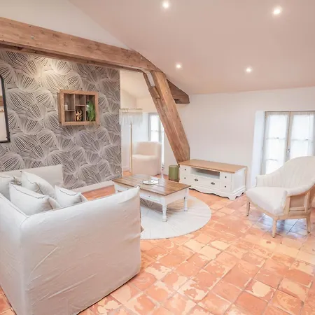 Chateau Du Parc - Gites Climatises & Spas A Pezenas 佩兹纳斯