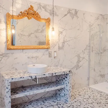 公寓 Chateau Du Parc - Gites Climatises & Spas A Pezenas *