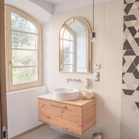 公寓 Chateau Du Parc - Gites Climatises & Spas A Pezenas *