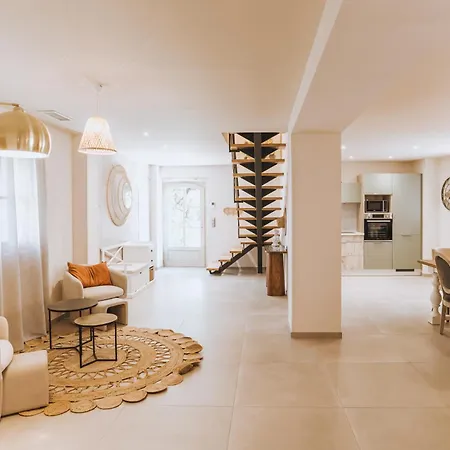 公寓 Chateau Du Parc - Gites Climatises & Spas A Pezenas