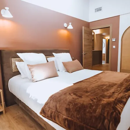 公寓 Chateau Du Parc - Gites Climatises & Spas A Pezenas *